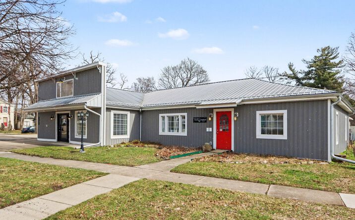 207 Exchange Street, Marshall