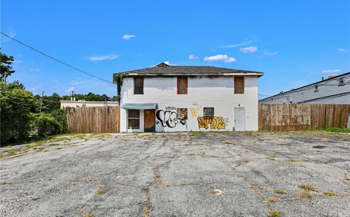 4022 Glenwood Road, Decatur