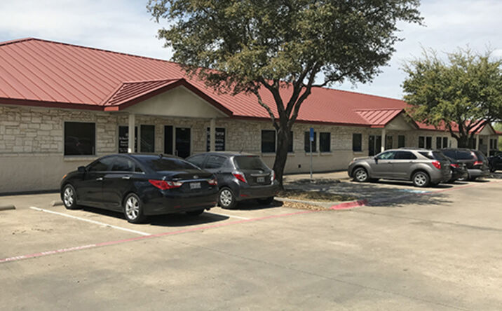 2761-2765 E Trinity Mills Rd, Carrollton