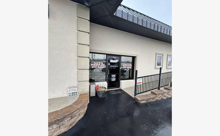 700 South Illinois Street, Belleville