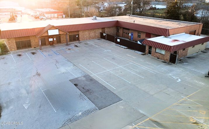 1223 S BUSINESS 54, Fulton