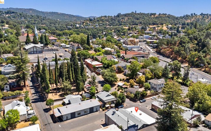 226 W Jackson, Sonora