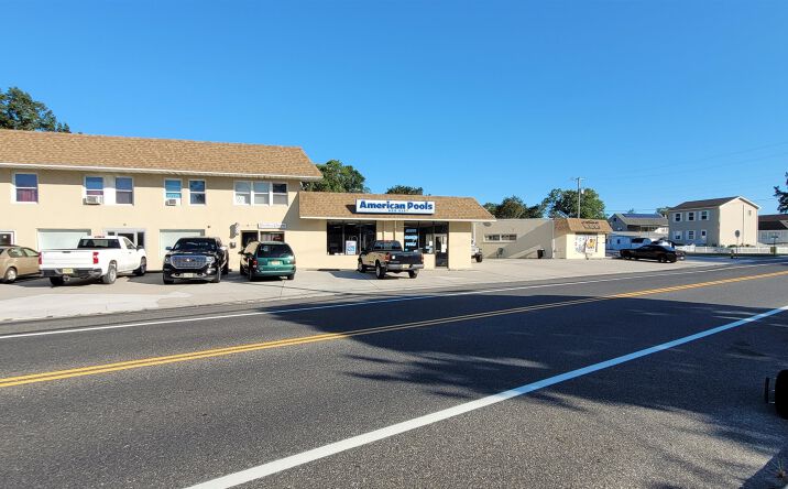 1406-1412 Bayshore Road, Villas