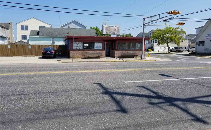 5211 Park Boulevard, Wildwood