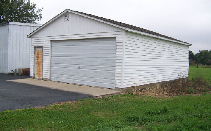 2150 E Road, Fairbury