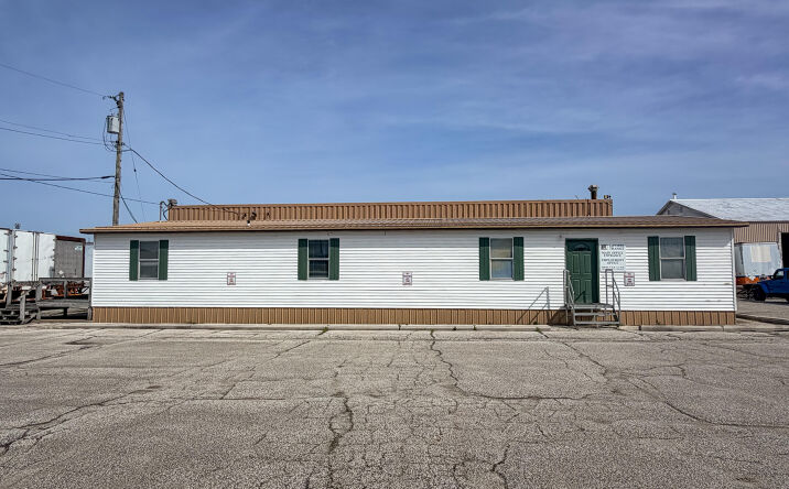 1157 E 150 N, La Porte
