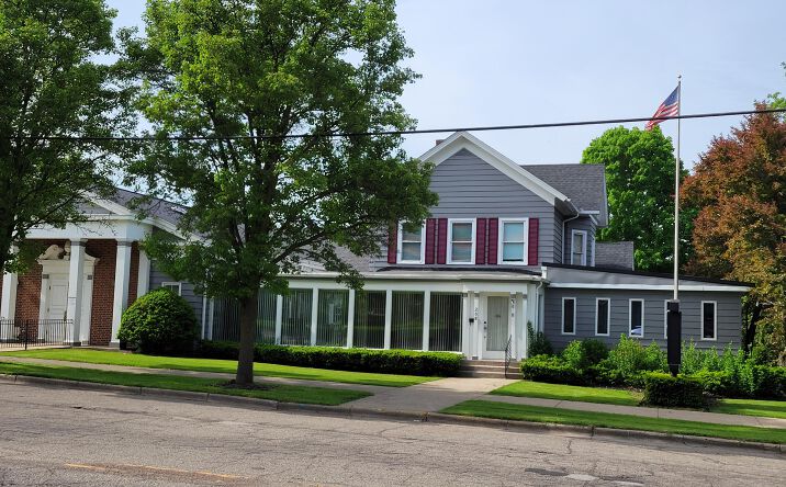 208 W Erie Street, Albion