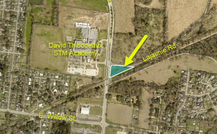 800 Teurlings Dr, Lafayette