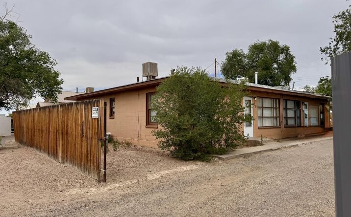 914 WALNUT Drive A B C D, Farmington