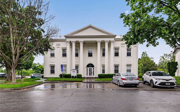 110 Independence Circle, Chico