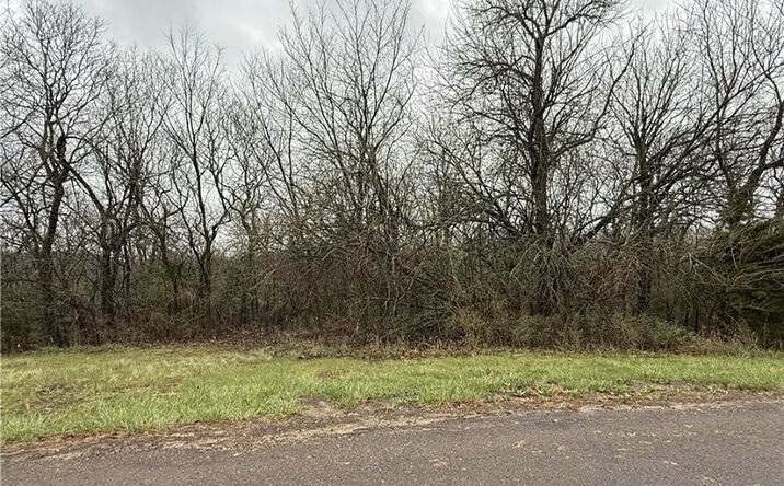 164 Deer Run Road, Atchison