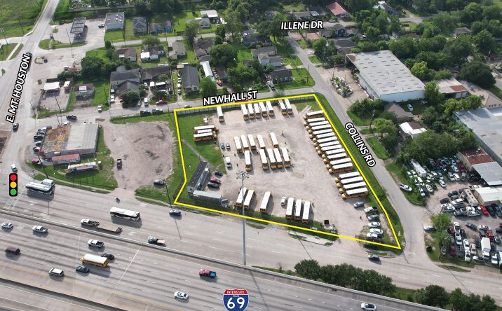 11680 Eastex Freeway Feeder Road, Houston
