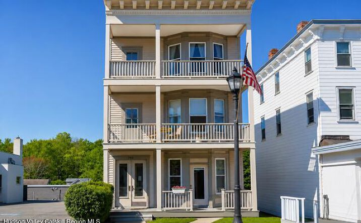 745 Warren Street, Hudson