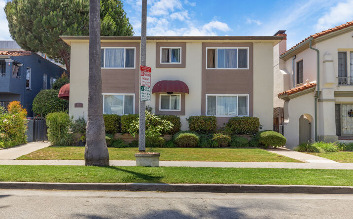 447 S Palm Dr, Beverly Hills