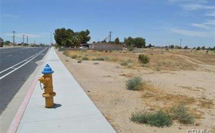 0 Green Tree, Victorville