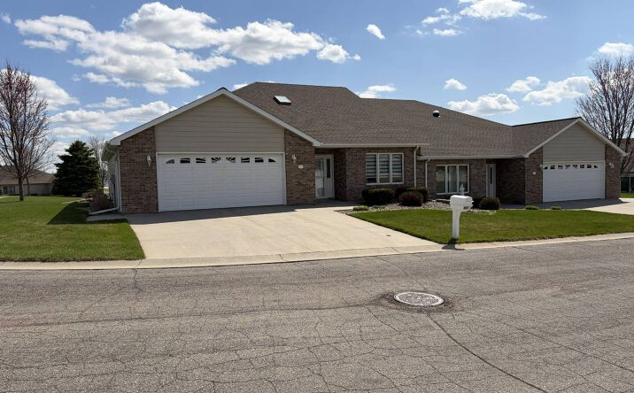 1625 Northridge Dr, Watertown