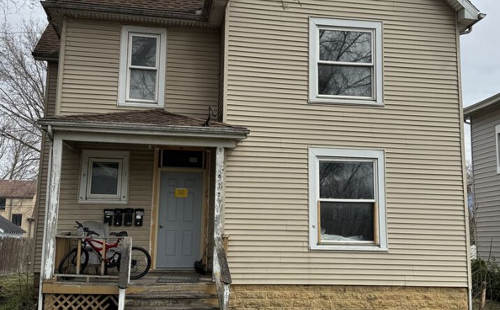 706 Locust Street, Sterling