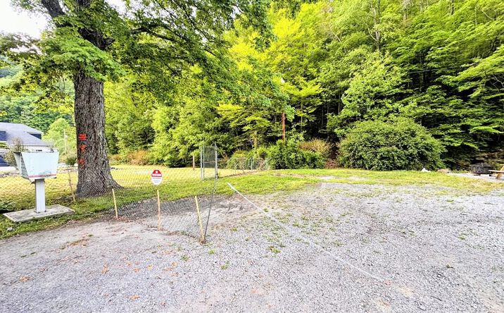 5685 Cherokee Road, Ashland