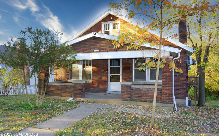 1324 E MCCARTY, Jefferson City