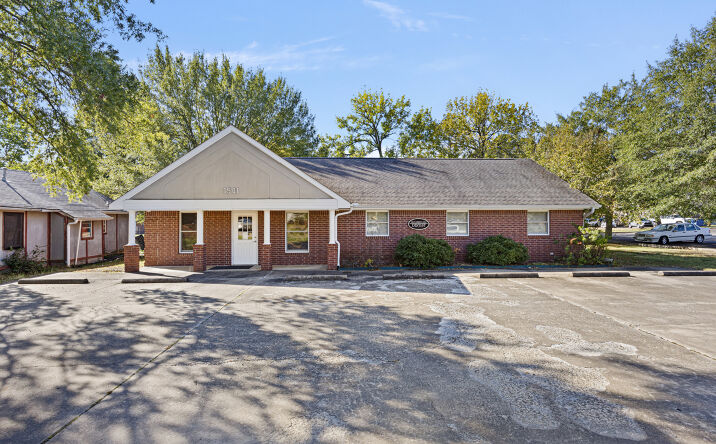 1501 West C Street, Russellville