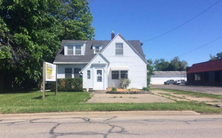157 E Columbia Avenue, Battle Creek