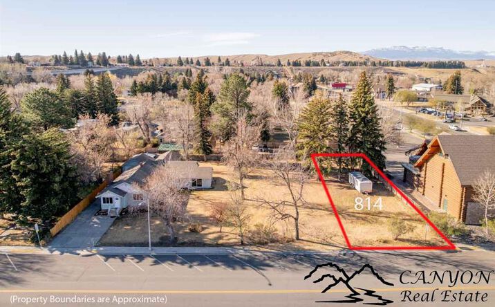 814 Cody Ave, Cody