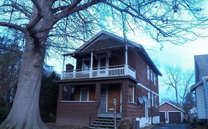 Germania Avenue, Fairfax
