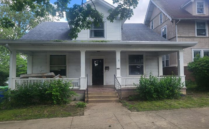 N Washington Street, Greenfield