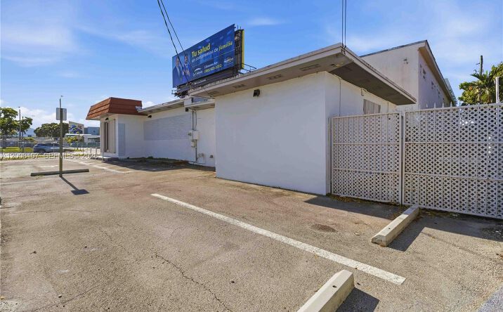 470 NW 22nd Ave, Miami