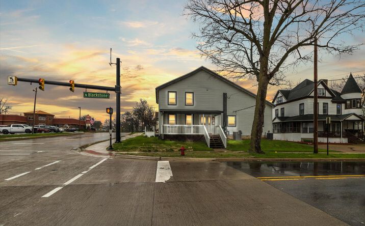 302 N Blackstone Street, Jackson