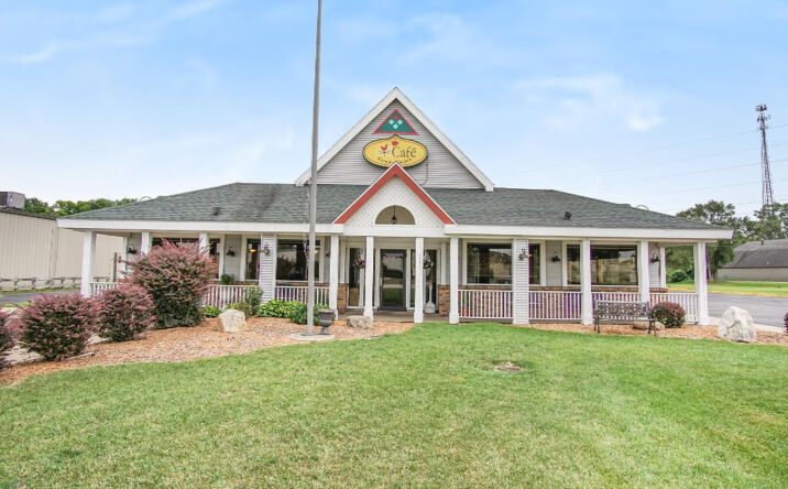 2487 M-139, Benton Harbor