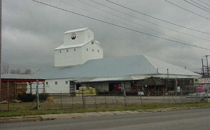 275 W Hamblin Avenue, Battle Creek