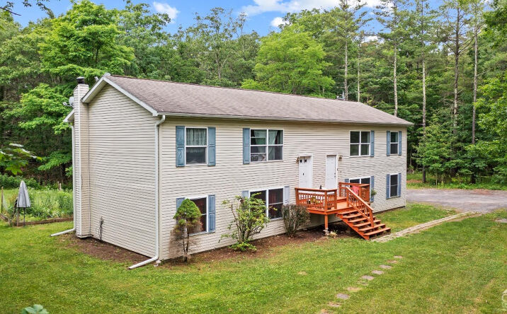 1393 Ira Vail Road, Leeds