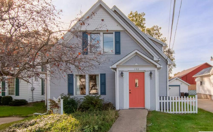 108 HAGUE AVE, Jackson