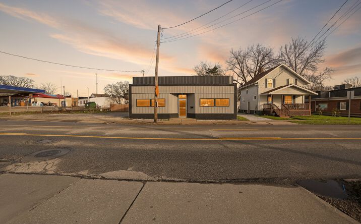 161 E Main Street, Geneva