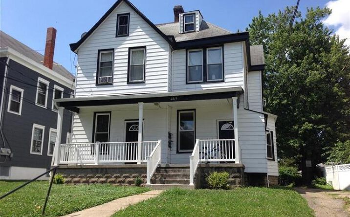 Washington Avenue, Norwood