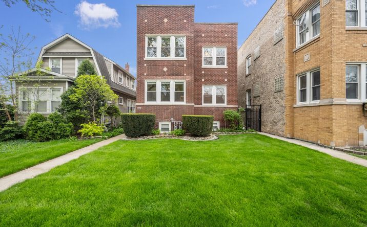 3220 N Keating Avenue, Chicago