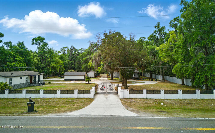 6878 LENOX Avenue, Jacksonville