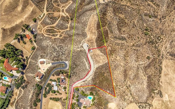 4020 Charlton, Hemet
