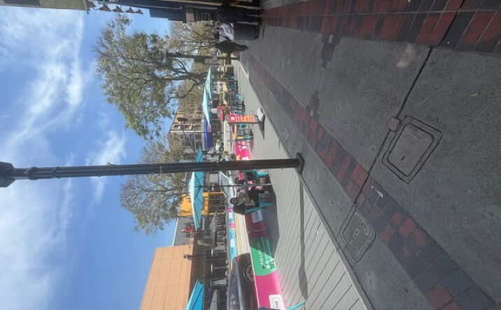 313 North San Fernando Boulevard, Burbank