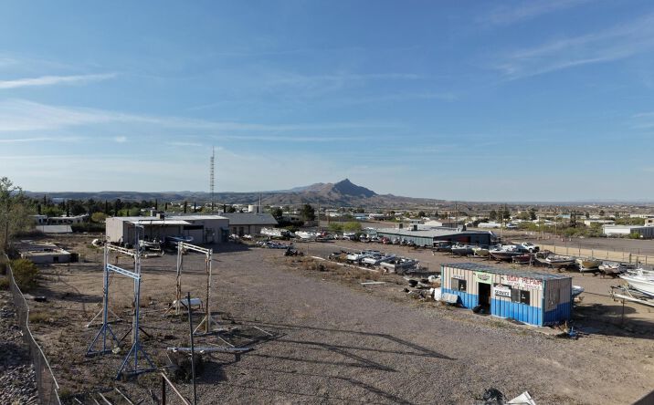 102 & 104 Warm Springs Boulevard, Elephant Butte