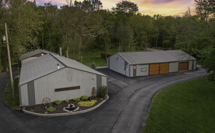 11155 HUBBARD RD, KANSAS CITY