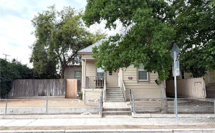 129 N Park, Fresno