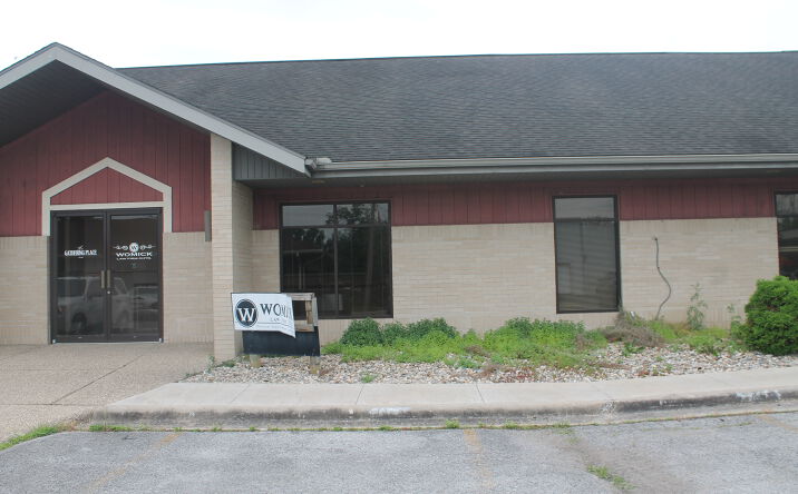 1001 E Main St Unit 4B-4D, Carbondale