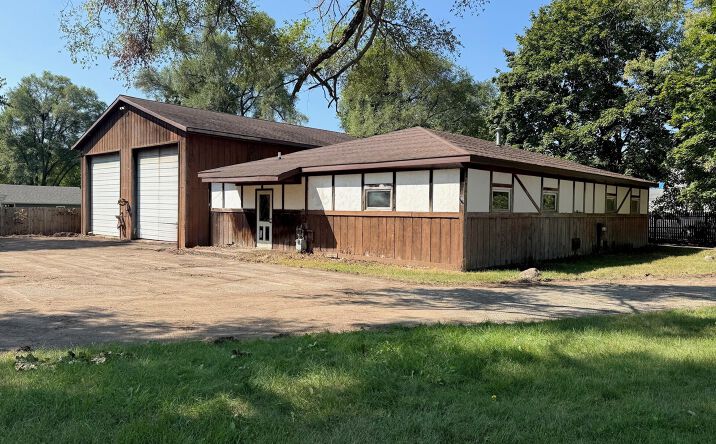 1001 S Bracy Avenue, Greenville