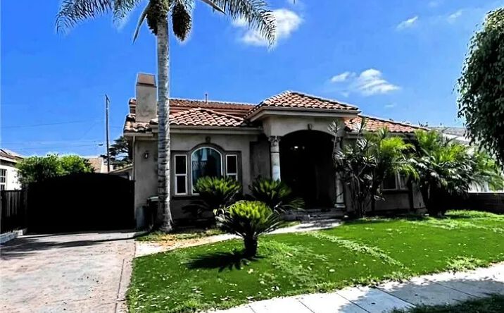 7915 Harper, Downey
