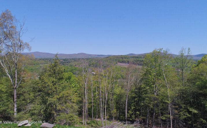 3 Rockledge Road, Windham