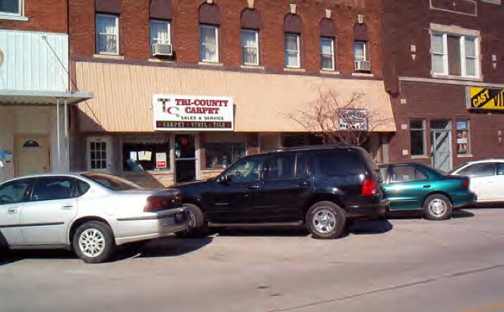 114 W Locust, Fairbury