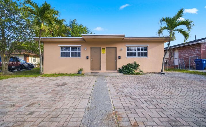 823-825 NW 9th St, Hallandale Beach