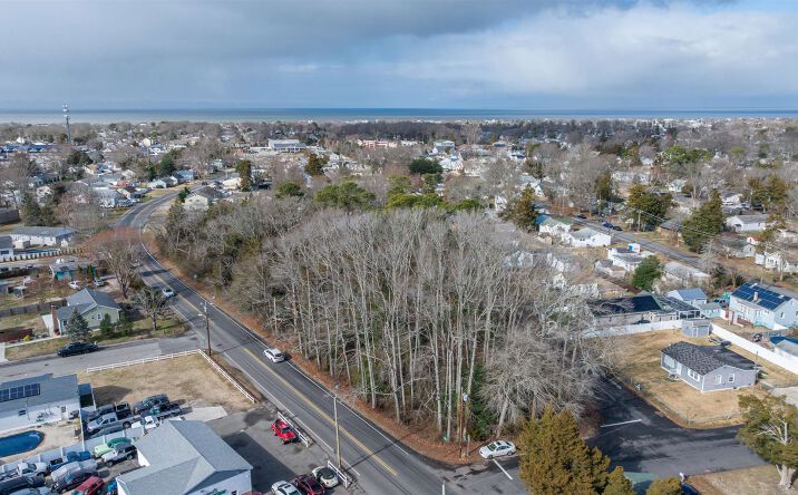 203-207 Fulling Mill Road, Villas